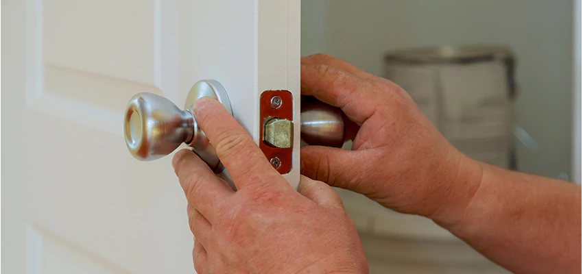 AAA Locksmiths For lock Replacement in Rosamond, California