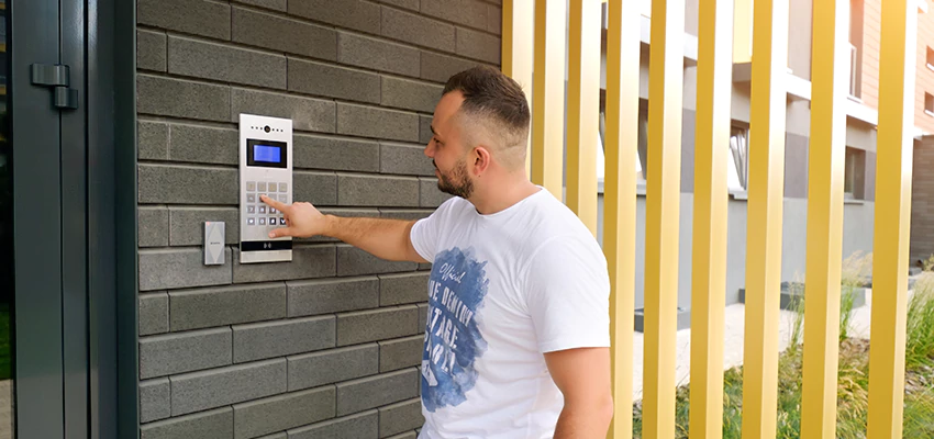 Locksmith Company For Smart Lock System Installation in Rosamond, California